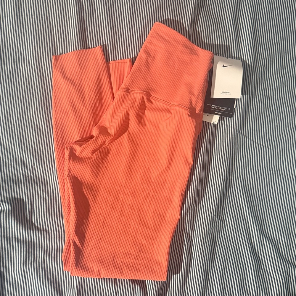Nike Coral-Orange Ribbed High-Waist Leggings
